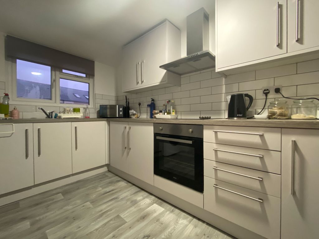 2 bed flat to rent in Ruthin Gardens, Cathays, Cardiff CF24 Zoopla