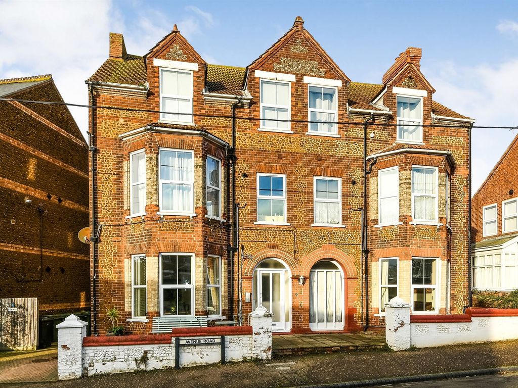 Avenue Road, Hunstanton PE36  