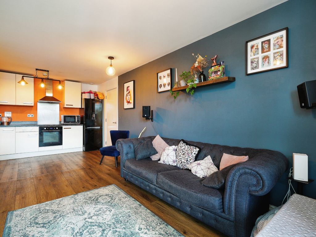 2 bed flat for sale in Perry Vale, London SE23 - Zoopla