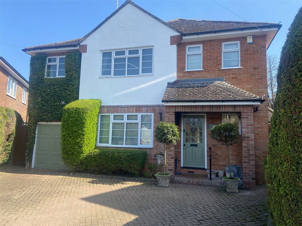 4 bed detached house for sale in Hyde Green, Marlow SL7 Zoopla