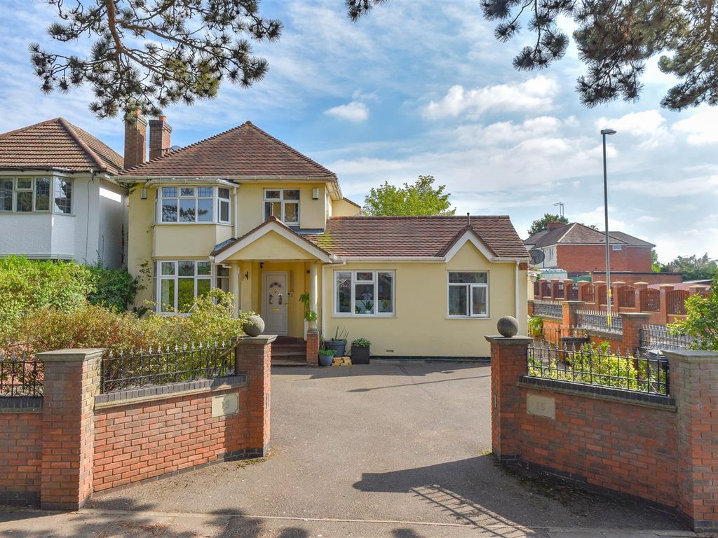 4 bed detached house for sale in North Western Avenue, Kingsthorpe