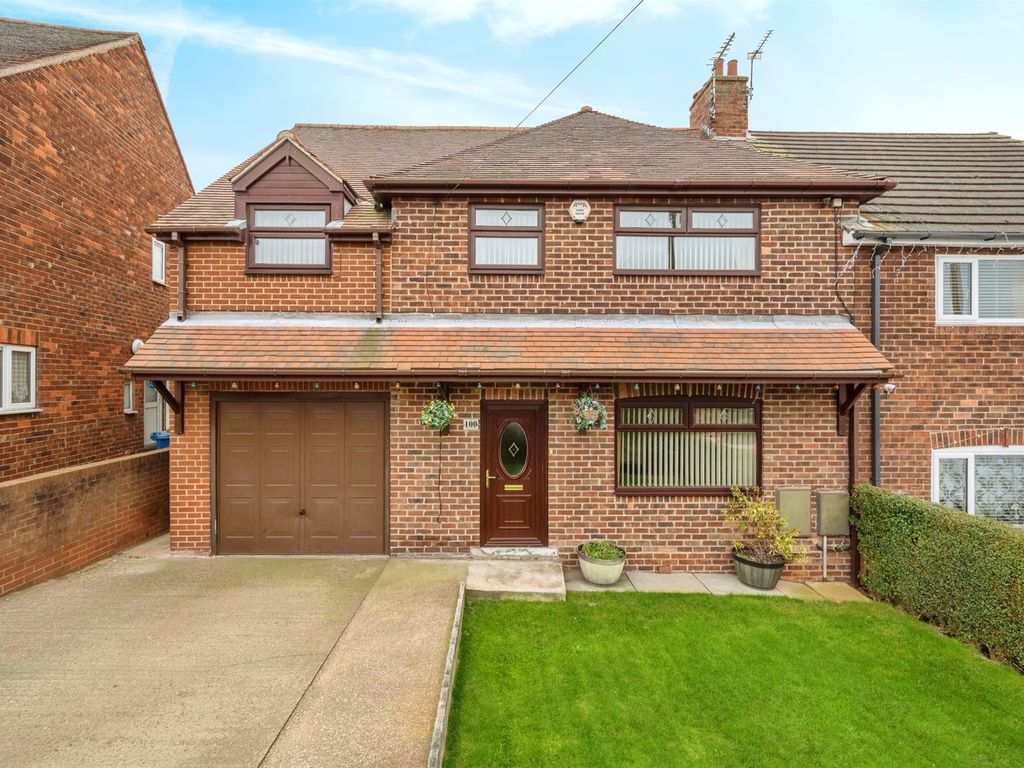 4 bed semidetached house for sale in Merrill Road, Thurnscoe