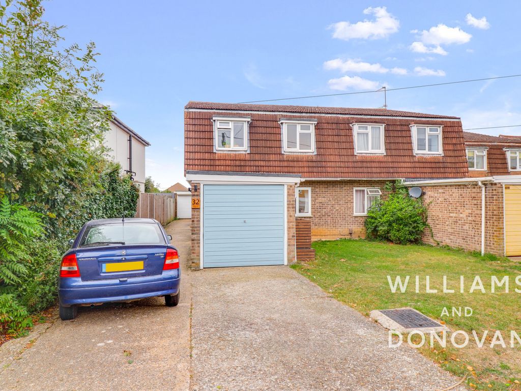 2 bed flat for sale in Hall Farm Road, Benfleet SS7, £275,000 Zoopla