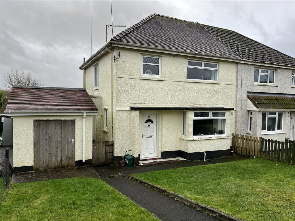 3 bed semidetached house for sale in Groesffordd, Upper Brynamman