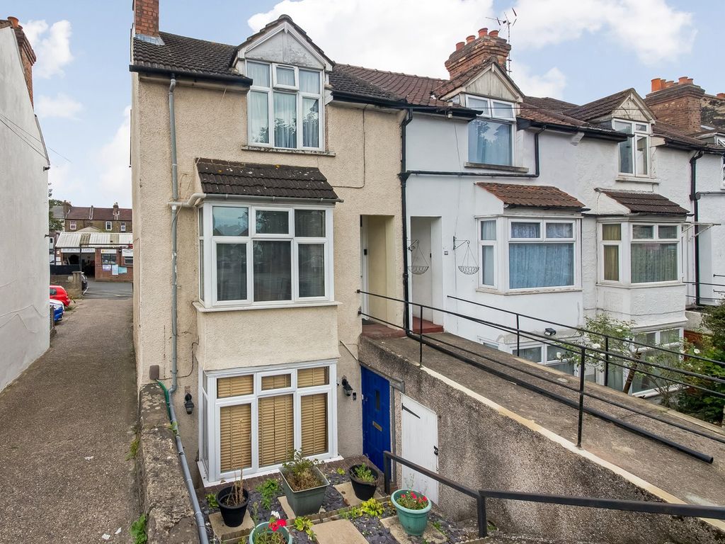 2 bed flat for sale in Sydenham Road, Croydon CR0, £300,000 Zoopla