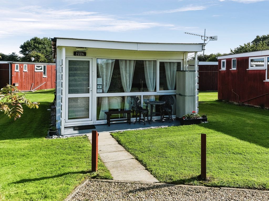 2 bed mobile/park home for sale in Bankside, Heacham, King's Lynn PE31