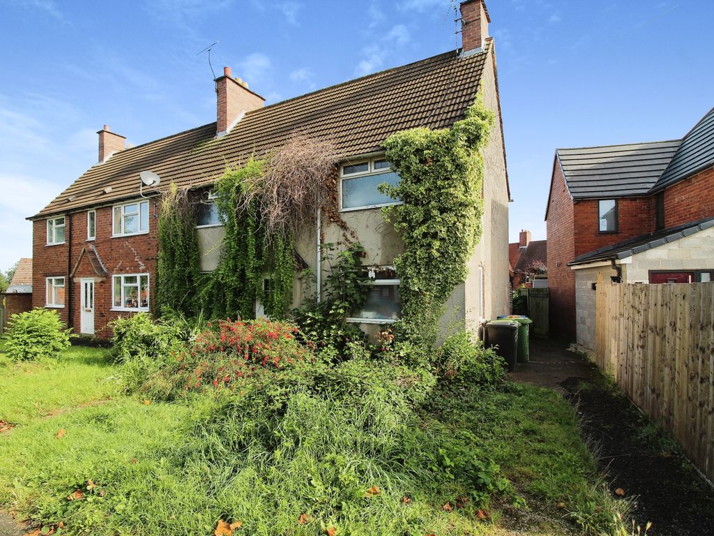 3 bed semidetached house for sale in Sycamore Avenue, Chesterfield S40