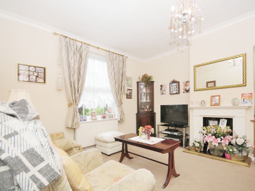 3 bed terraced house for sale in Farmfield Road, Bromley BR1, £415,000