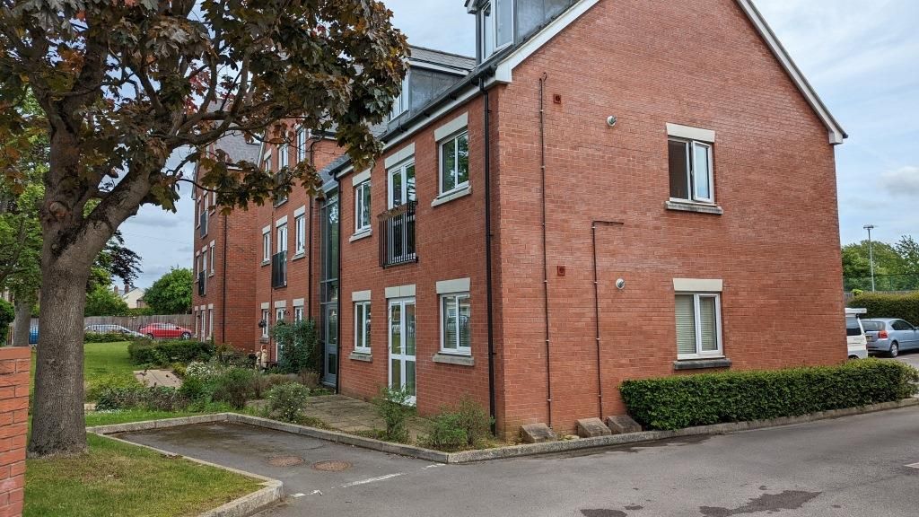 2 bed flat to rent in Bloomfield Terrace, Linden, Gloucester GL1 Zoopla