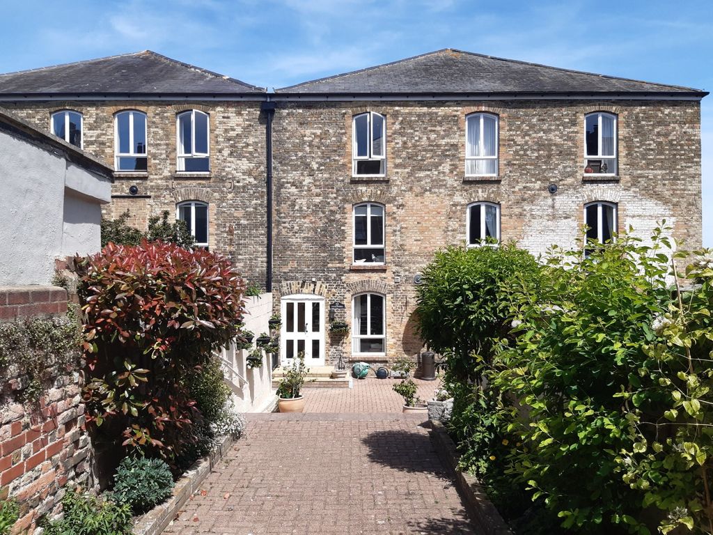 1 bed flat for sale in Gardeners Quay, Upper Strand Street, Sandwich