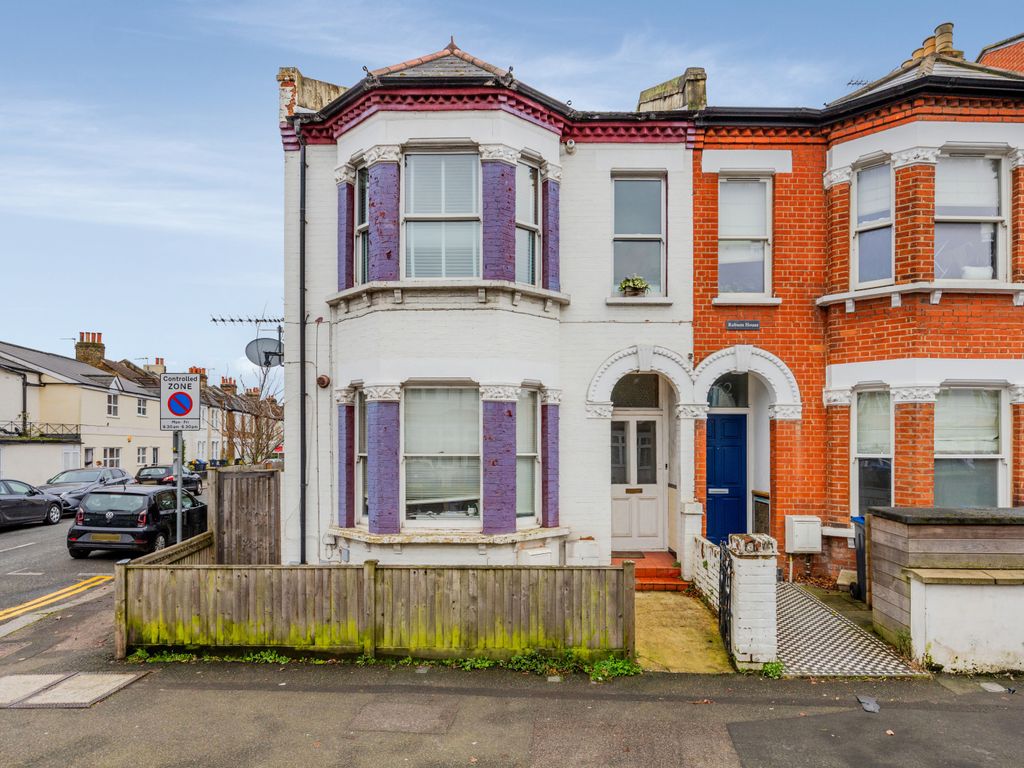 1 bed flat for sale in Kingston Road, Wimbeldon Chase SW20, £315,000 Zoopla