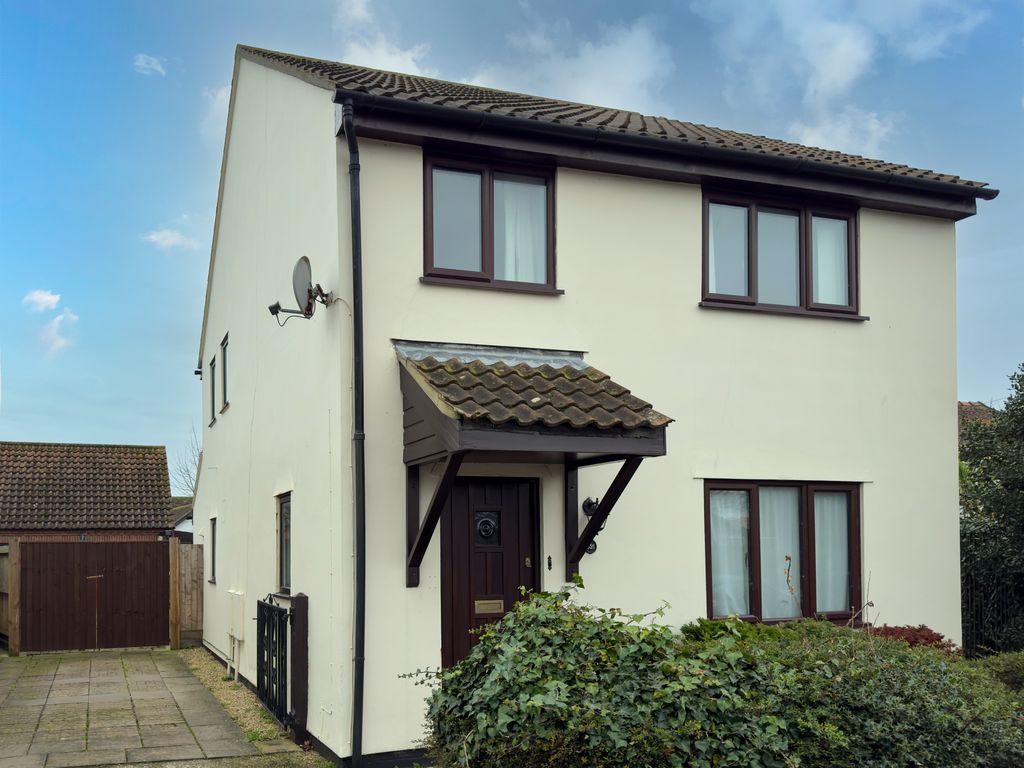 3 bed detached house for sale in High Street, Felixstowe IP11, £299,000 Zoopla