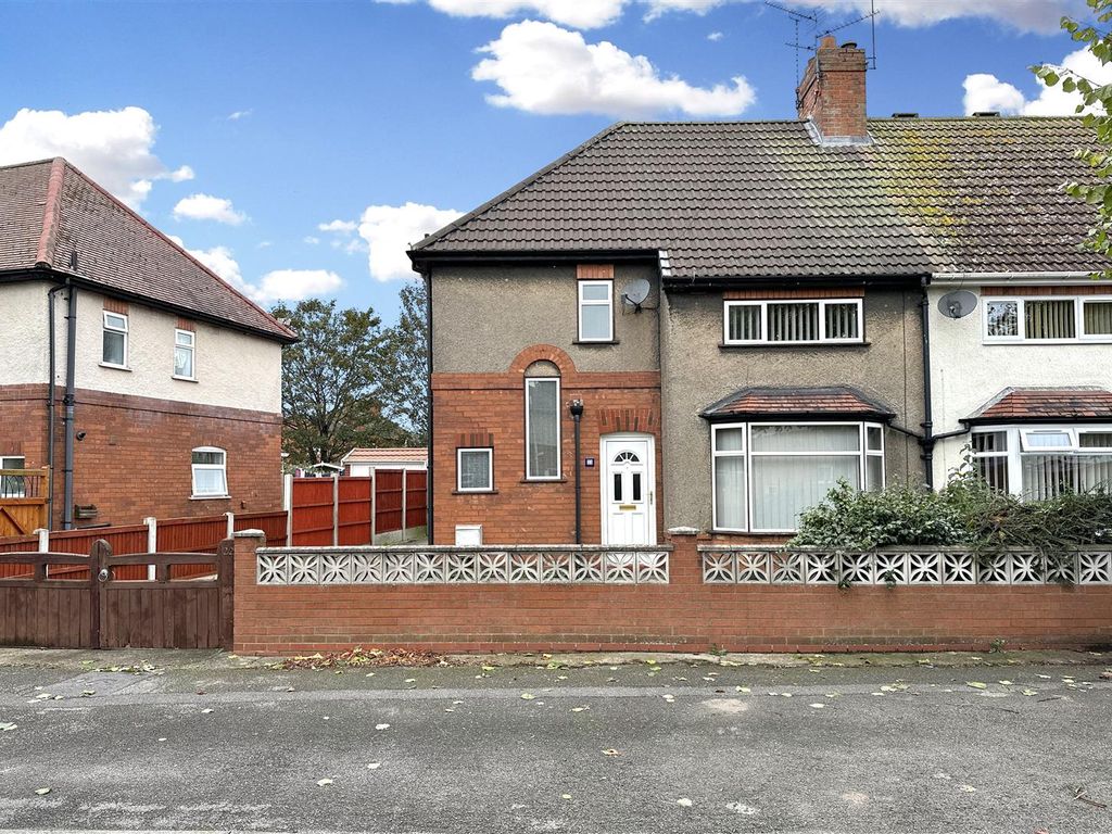 3 bed semidetached house for sale in Park Crescent, Newark NG24, £170,000 Zoopla