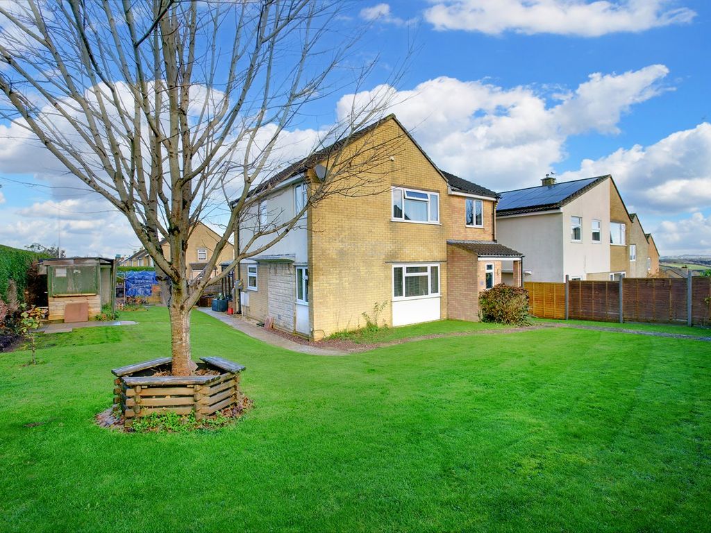 4 bed detached house for sale in Parklands Walk, Crewkerne TA18, £