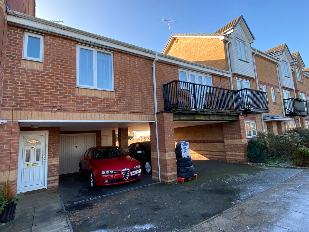 Trimpley Drive Daimler Green Coventry CV6