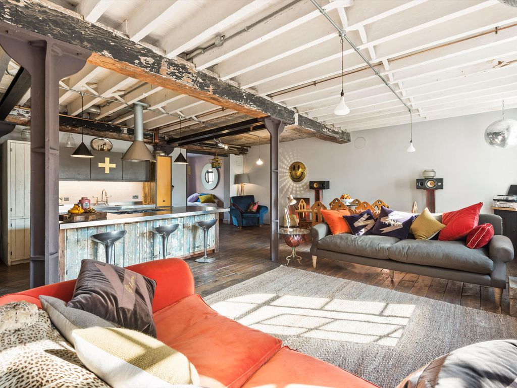 Doyce Street, London SE1  