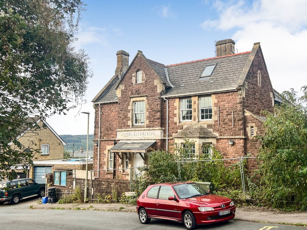 Mobile/park home for sale in Station Street, Cinderford GL14, £225,000