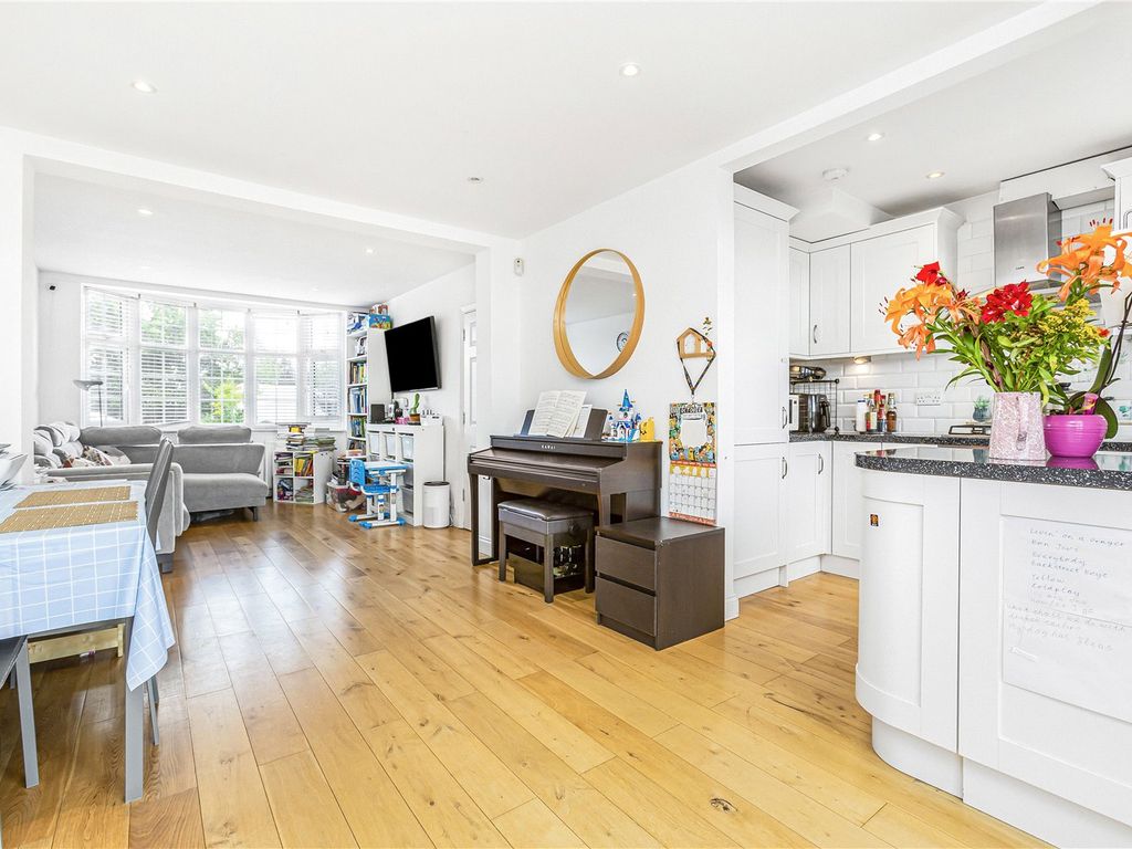 4 bed terraced house to rent in Bushey Road, Wimbledon, London SW20