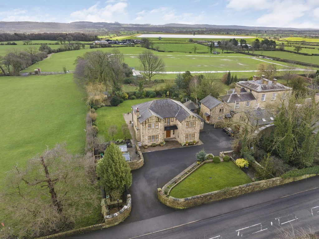 5 bed detached house for sale in Lower Lane, Longridge, Preston PR3, £