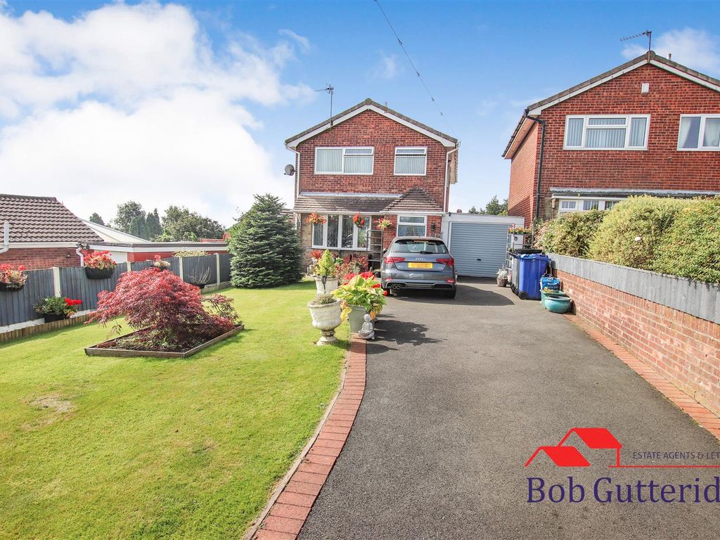 3 bed detached house for sale in Shrewsbury Drive, Mitchells Wood