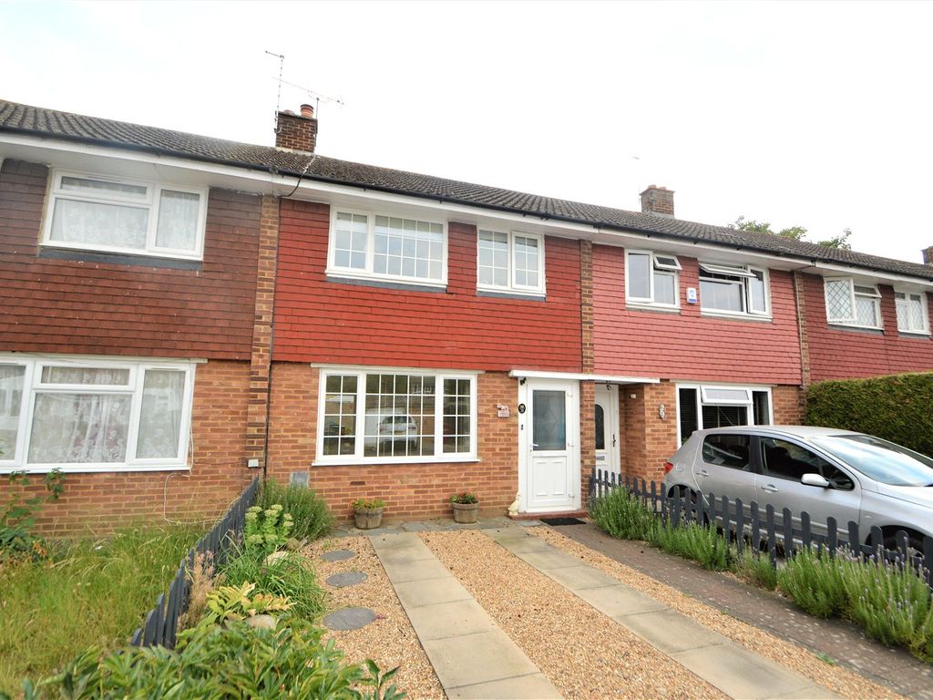 3 bed terraced house for sale in Laburnum Grove, Langley, Berkshire SL3