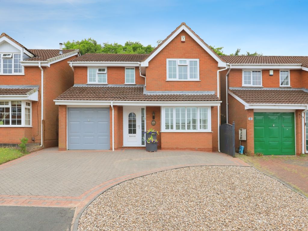 4 bed detached house for sale in Byfleet Close, Sedgemoor Park, Bilston