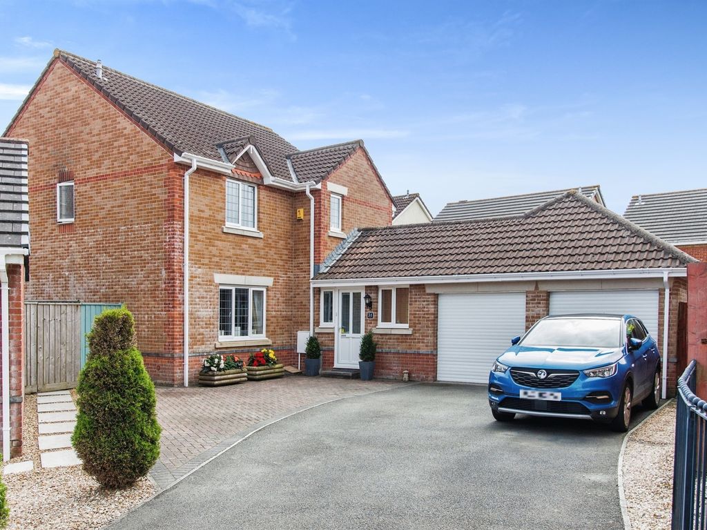 4 bed detached house for sale in Kimberly Drive, Crownhill, Plymouth