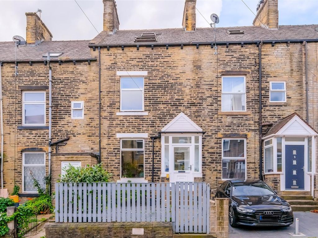 3 bed terraced house for sale in Savile Parade, Halifax HX1 Zoopla