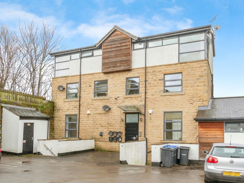 2 bed flat for sale in Dockfield Terrace, Shipley BD17, £100,000 Zoopla