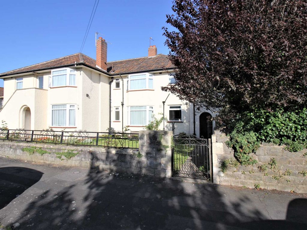 2 bed flat for sale in St Pauls Road, WestonSuperMare BS23, £220,000