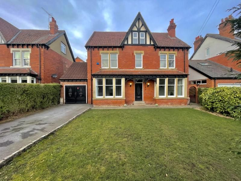 6 bed detached house for sale in Lidgett Park Road, Roundhay, Leeds LS8