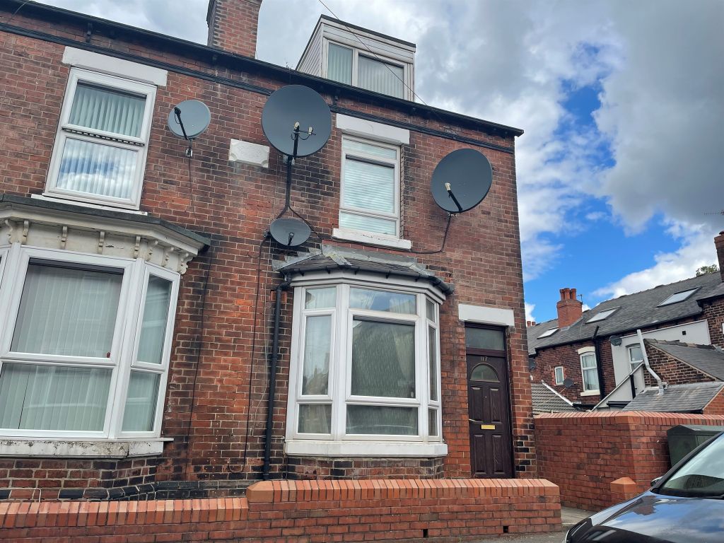 4 bed end terrace house for sale in Balfour Road, Sheffield S9 Zoopla