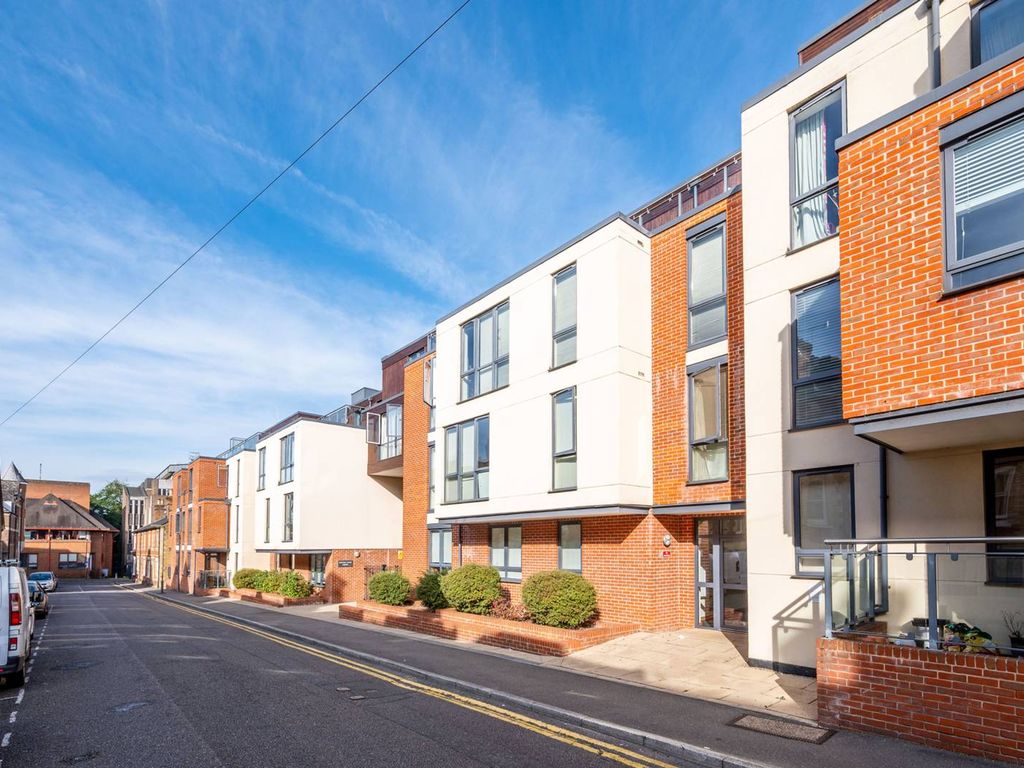 Martyr Road Guildford GU1  