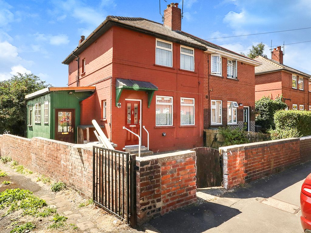 2 bed semidetached house to rent in Simpson Place, Mexborough, South