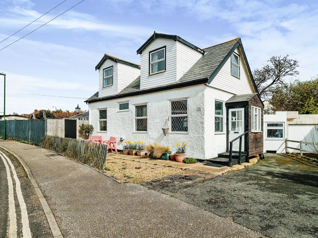 3 bed detached bungalow for sale in Kings Road, Lancing BN15 Zoopla