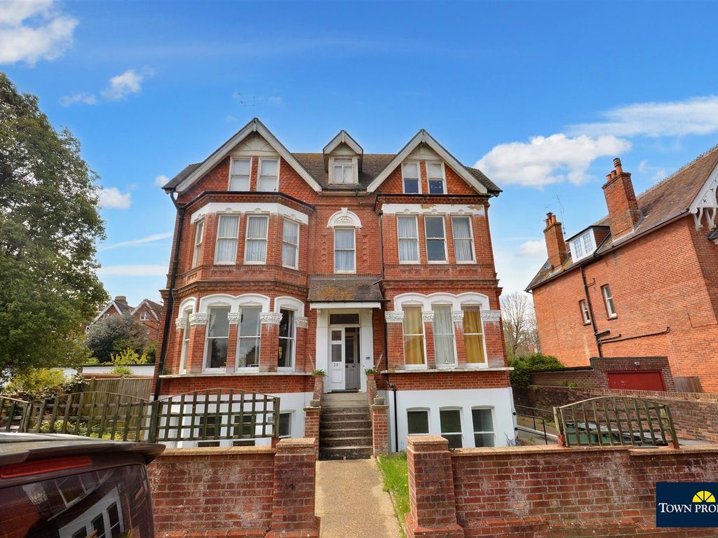 2 bed flat for sale in Grassington Road, Eastbourne BN20, £300,000 Zoopla