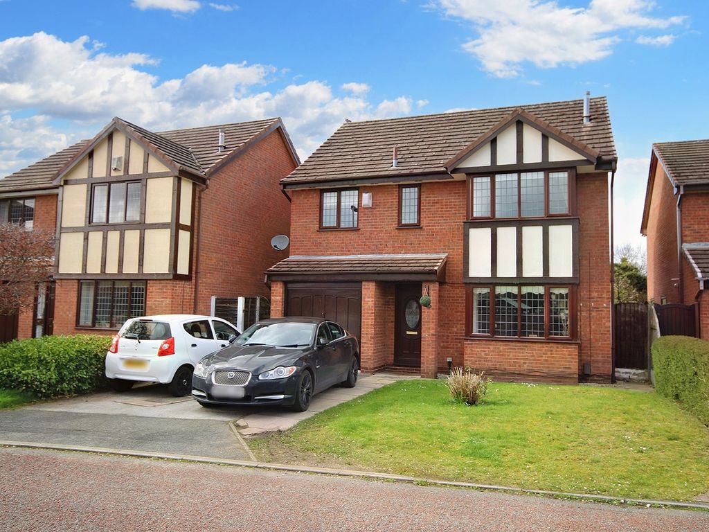4 bed detached house for sale in Newbridge Close, Callands, Warrington