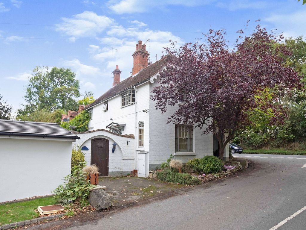 2 bed cottage for sale in Mill Cottage, Blackdown, Leamington Spa CV32