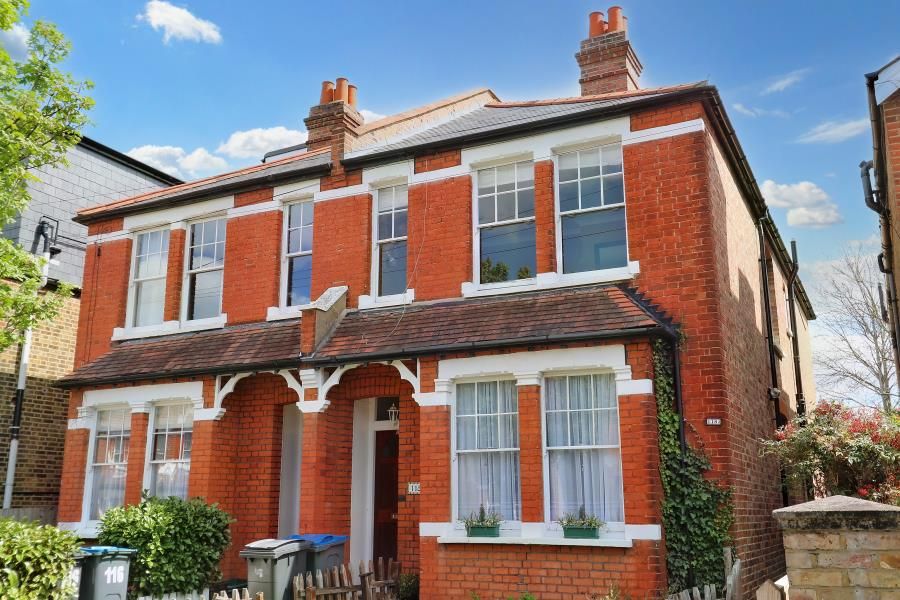2 bed to rent in Ellerton Road, Surbiton KT6 Zoopla