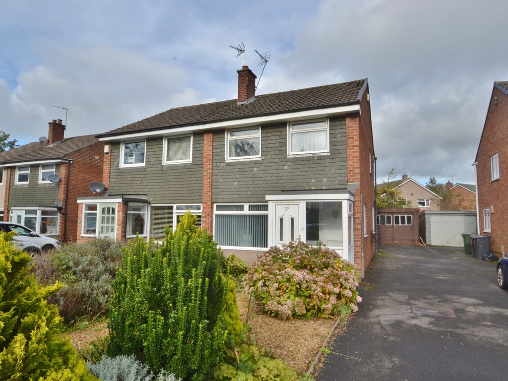 3 bed semidetached house to rent in Longwood Close, Alwoodley, Leeds