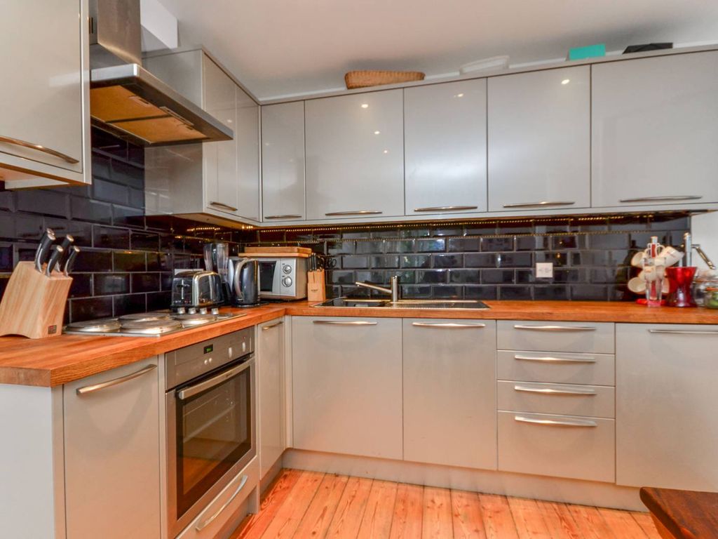 Havil Street, Camberwell, London SE5  