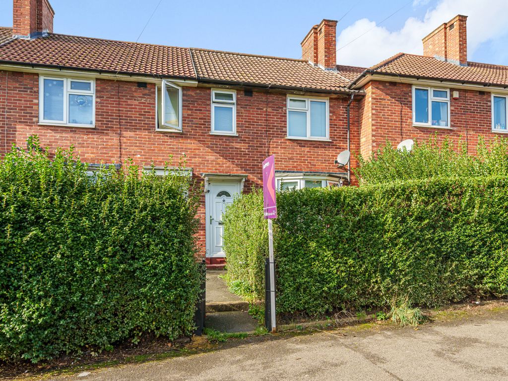 3 bed terraced house for sale in Green Wrythe Lane, Carshalton SM5, £325,000 Zoopla