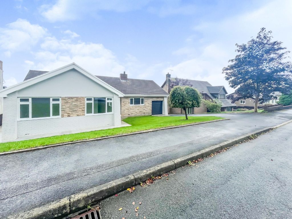 4 bed detached house for sale in Brodawel, Llannon, Llanelli