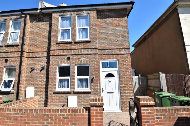 3 bed end terrace house to rent in Fairlight Road, Eastbourne BN22 Zoopla