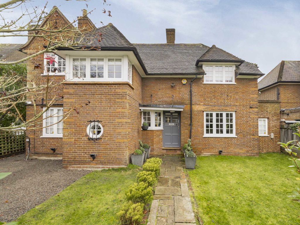 5 bed property for sale in Wildwood Road, London NW11, £2,250,000 Zoopla