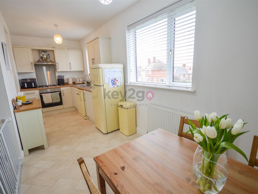 2 bed semidetached house for sale in Cotleigh Road, Sheffield S12, £