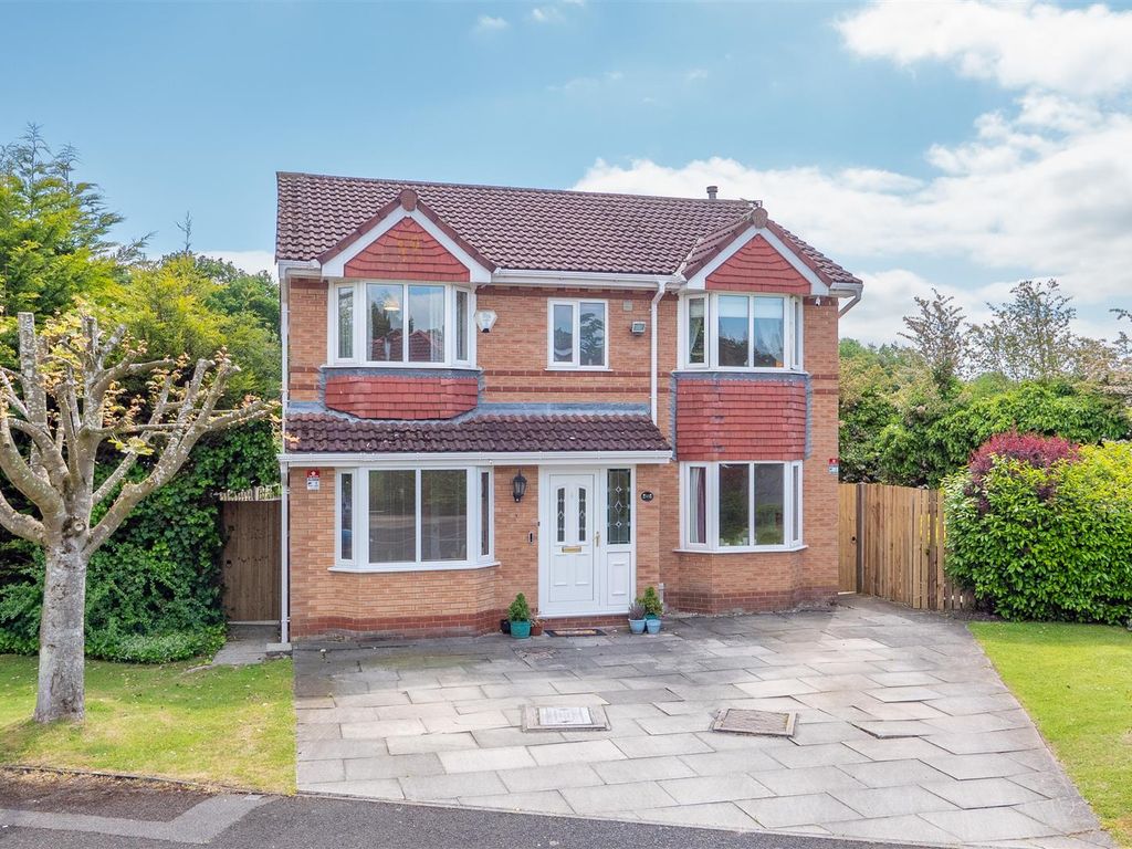 4 bed detached house for sale in Alder Drive, Timperley, Altrincham