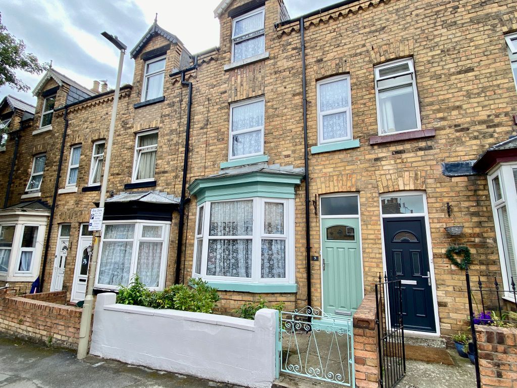 4 bed terraced house for sale in Murchison Street, Scarborough YO12