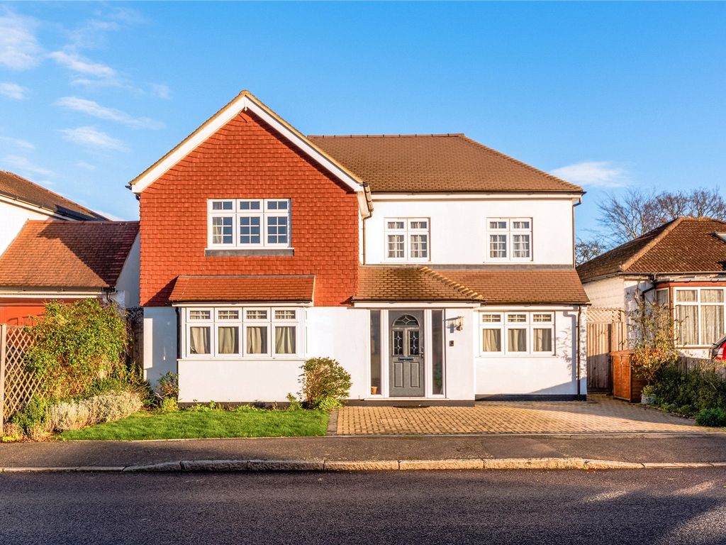 5 bed detached house for sale in Fairfield Road, Petts Wood, Orpington