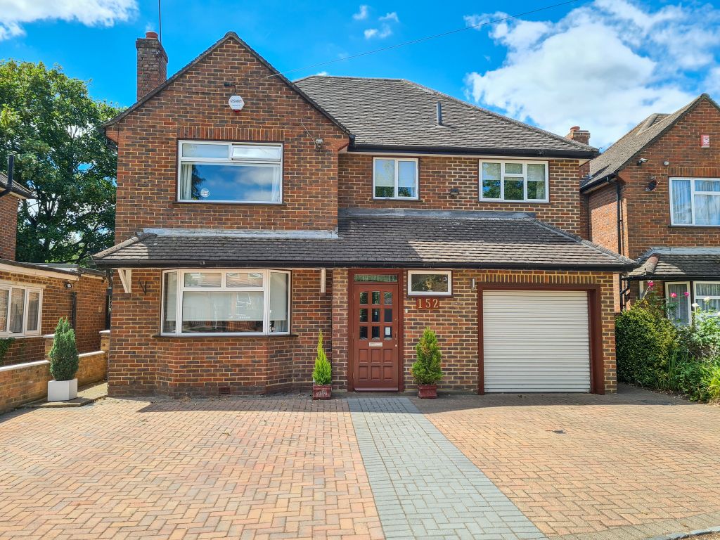 5 bed detached house for sale in Staines Road, Wraysbury, Staines TW19